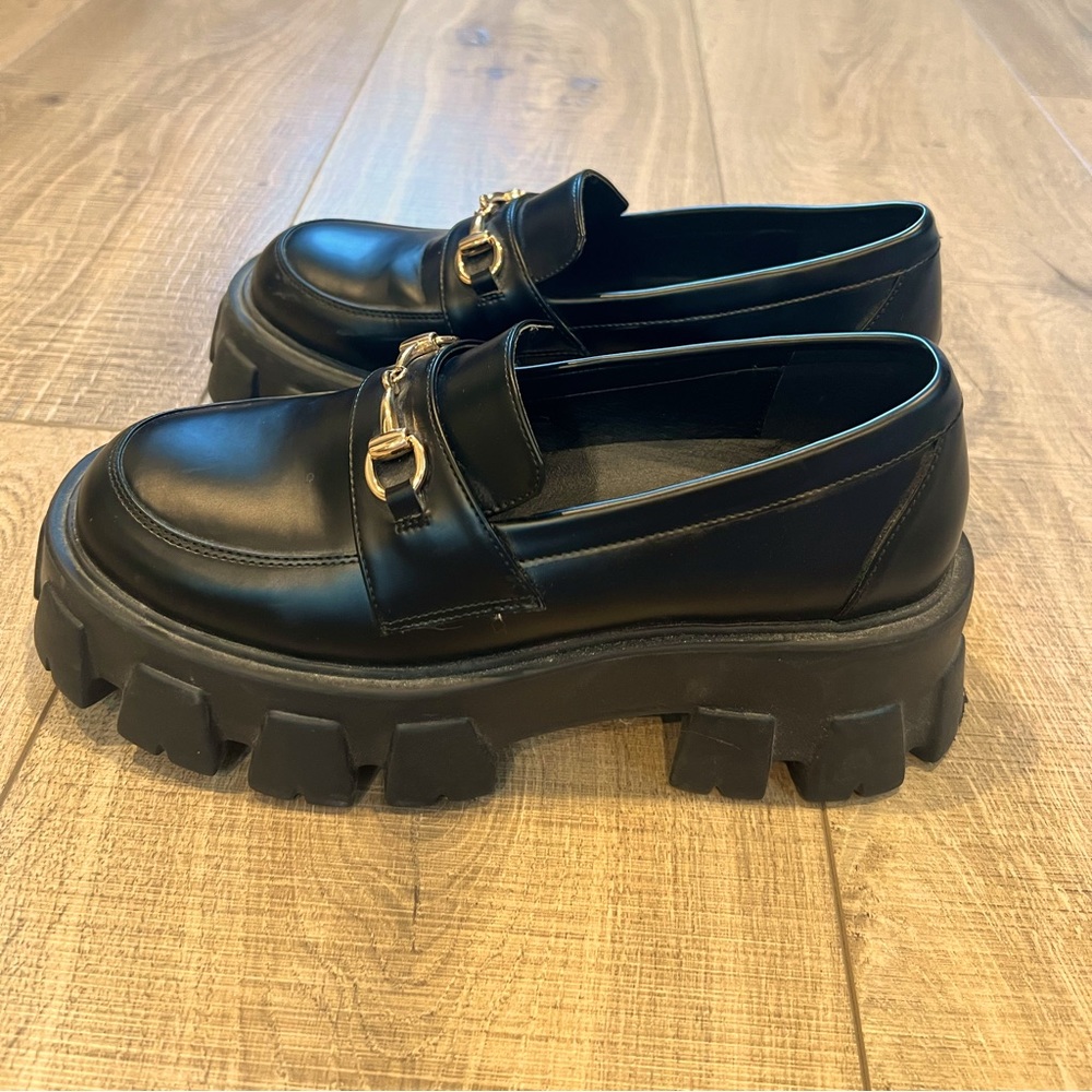 Princess Polly Penny Lane Loafer Size 8